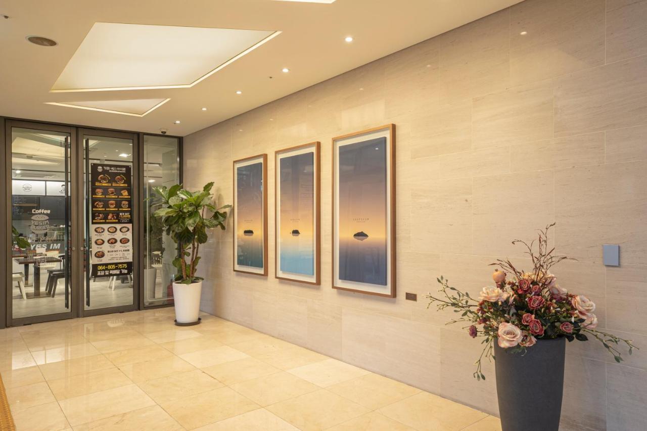 Golden Daisy Hotel Seogwipo Dış mekan fotoğraf