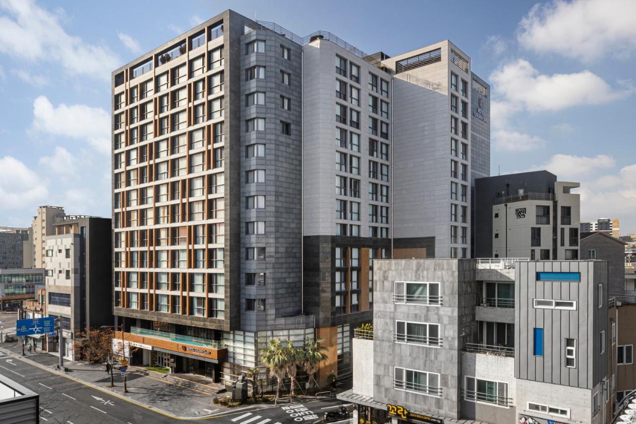 Golden Daisy Hotel Seogwipo Dış mekan fotoğraf