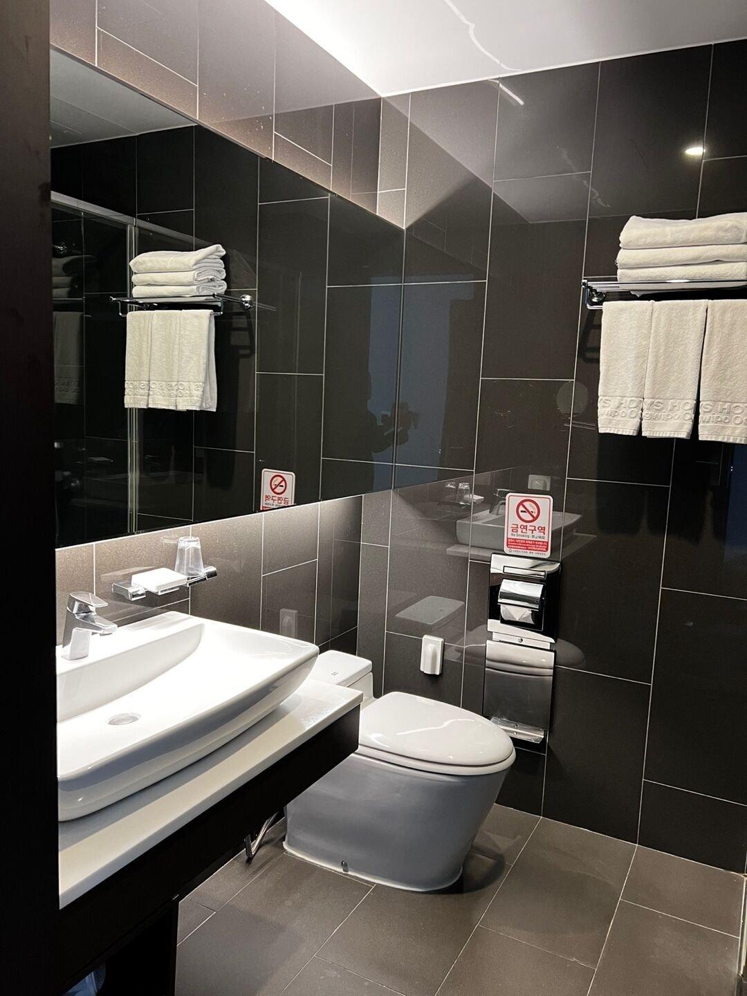 Golden Daisy Hotel Seogwipo Dış mekan fotoğraf