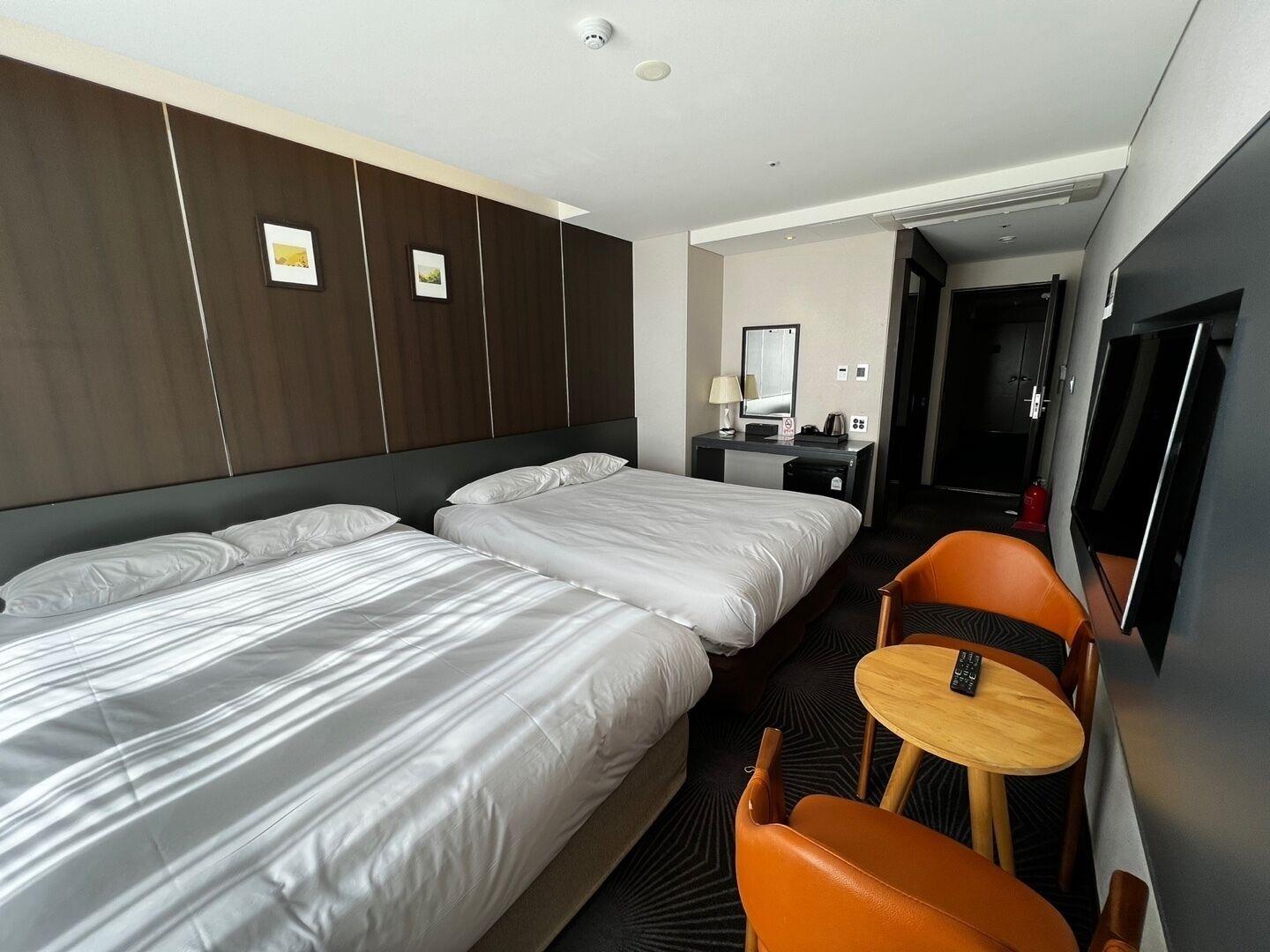 Golden Daisy Hotel Seogwipo Dış mekan fotoğraf